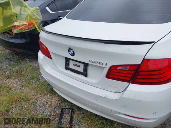 2014 BMW 5 Series 528i with VIN WBA5A5C56ED507439, listed as a IAAI auction lot 42105901 with Not Provided miles. Bid and sale history available at carsss.com. Image 17.