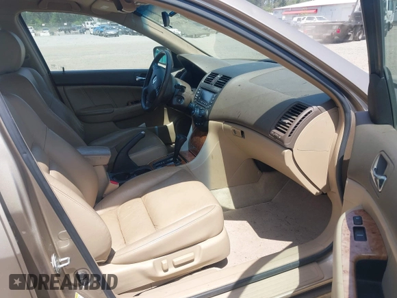 2004 Honda Accord EX z VIN 1HGCM665X4A100289, wystawiony jako IAAI lot #42483175 z przebiegiem 115 196 mil mil oraz . Historia ofert i sprzedaży dostępna na DreamBid. Obrazek 5.