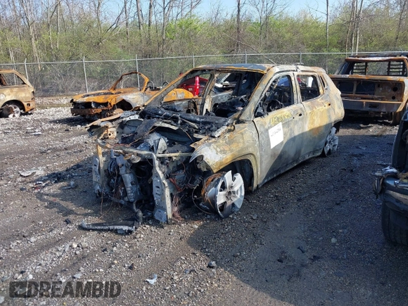 2022 Jeep Compass Latitude with VIN 3C4NJDBB1NT115449, listed as a IAAI auction lot 41984254 with Not Provided miles and . Bid and sale history available at DreamBid. Image 2.