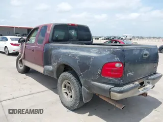 1998 Ford F-150 XL с VIN 1FTRX08L3WKC16925, выставлен на аукционе IAAI как лот 42079364 с пробегом 390 291 миль миль и . История ставок и продаж доступна на DreamBid. Изображение 3.