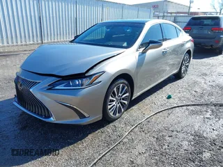 2021 Lexus ES with VIN 58ADZ1B12MU107749, listed as a IAAI auction lot 41543415 with 48,134 mi miles. Bid and sale history available at carsss.com. Image 17.