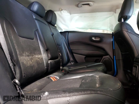 2020 Jeep Compass Altitude z VIN 3C4NJDBBXLT256470, wystawiony jako Copart lot #88228415 z przebiegiem 48 480 mil mil oraz Szkoda całkowita • Salvage title. Historia ofert i sprzedaży dostępna na DreamBid. Obrazek 11.