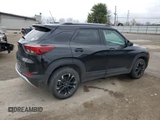 2021 Chevrolet TrailBlazer LT with VIN KL79MRSL4MB162289, listed as a Copart auction lot 76248583 with 47,377 mi miles and Salvage Title. Bid and sale history available at DreamBid. Image 3.