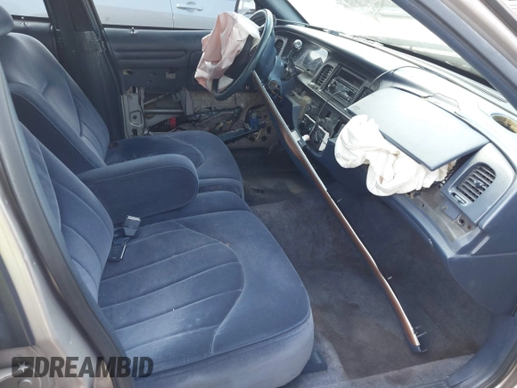 1995 Ford Crown Victoria с VIN 2FALP73W5SX140346, выставлен на аукционе IAAI как лот 41974429 с пробегом 166 540 миль миль и . История ставок и продаж доступна на DreamBid. Изображение 5.