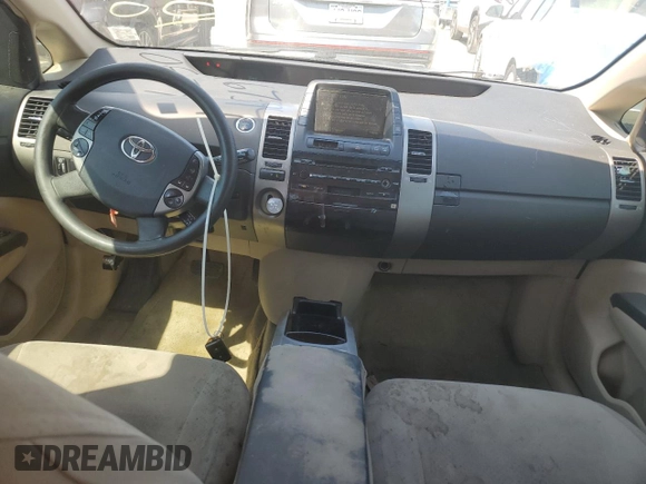 2005 Toyota Prius with VIN JTDKB20U053117455, listed as a Copart auction lot 88136245 with 299,999 mi miles and Non Repairable. Bid and sale history available at DreamBid. Image 8.