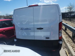 2025 Ford Transit with VIN 1FTBW1YM8SKA12957, listed as a IAAI auction lot 42410427 with 33 mi miles and . Bid and sale history available at DreamBid. Image 1.