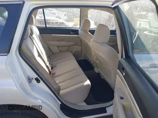 2014 Subaru Outback 2.5i with VIN 4S4BRBAC7E3271755, listed as a IAAI auction lot 41422901 with 139,510 mi miles. Bid and sale history available at carsss.com. Image 8.