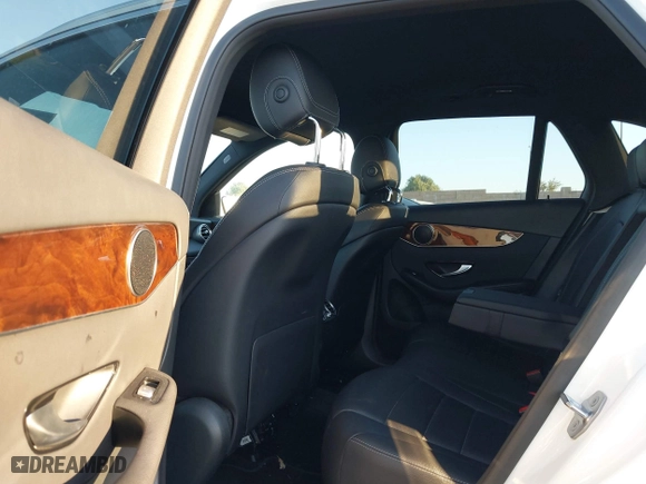 2019 Mercedes-Benz GLC with VIN WDC0G5EB1KF519491, listed as a IAAI auction lot 41858783 with 48,561 mi miles. Bid and sale history available at carsss.com. Image 8.
