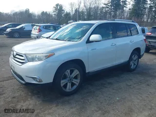 2013 Toyota Highlander Limited with VIN 5TDDK3EH3DS189600, listed as a IAAI auction lot 41827084 with NaN miles. Bid and sale history available at carsss.com. Image 18.