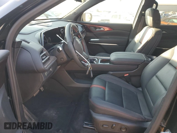 2024 Chevrolet Traverse AWD RS z VIN 1GNEVLKS9RJ166541, wystawiony jako Copart lot #50409225 z przebiegiem 8 356 mil mil oraz Szkoda całkowita • Salvage title. Historia ofert i sprzedaży dostępna na DreamBid. Obrazek 7.