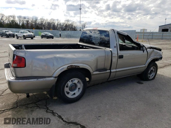 1998 GMC Sonoma z VIN 1GTCS1446W8541476, wystawiony jako Copart lot #89066195 z przebiegiem 177 126 mil mil oraz Nie do naprawy. Historia ofert i sprzedaży dostępna na DreamBid. Obrazek 3.