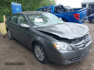 2007 Toyota Avalon XL with VIN 4T1BK36B47U238784, listed as a IAAI auction lot 39580835 with 67,275 mi miles. Bid and sale history available at carsss.com. Image 12.