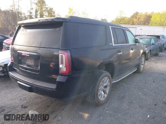 2016 GMC Yukon XL SLE with VIN 1GKS1FKC6GR140418, listed as a IAAI auction lot 41843064 with 155,472 mi miles. Bid and sale history available at carsss.com. Image 4.