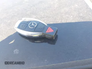 2010 Mercedes-Benz E 550 Luxury с VIN WDDHF9AB0AA136555, выставлен на аукционе IAAI как лот 42069576 с пробегом 129 775 миль миль и . История ставок и продаж доступна на DreamBid. Изображение 11.