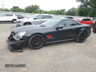 2009 Mercedes-Benz SL 550 z VIN WDBSK71F39F155827, wystawiony jako Copart lot #59483095 z przebiegiem 74 017 mil mil oraz Szkoda całkowita • Salvage title. Historia ofert i sprzedaży dostępna na DreamBid. Obrazek 1.