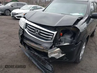 2012 Honda Pilot EX-L with VIN 5FNYF4H57CB068021, listed as a IAAI auction lot 41909996 with 253,542 mi miles and . Bid and sale history available at carsss.com. Image 6.
