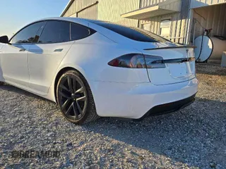 2021 Tesla Model S Plaid с VIN 5YJSA1E62MF438292, выставлен на аукционе Copart как лот 43340495 с пробегом 11 795 миль миль и Чистый • Clean title. История ставок и продаж доступна на DreamBid. Изображение 3.
