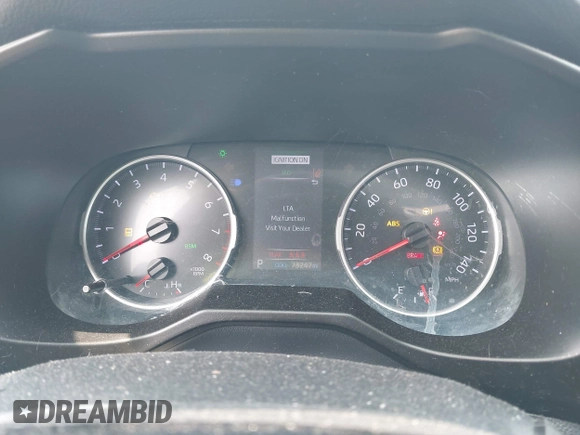 2019 Toyota RAV4 XLE z VIN 2T3P1RFV4KW033276, wystawiony jako IAAI lot #42476344 z przebiegiem 73 247 mil mil oraz . Historia ofert i sprzedaży dostępna na DreamBid. Obrazek 7.