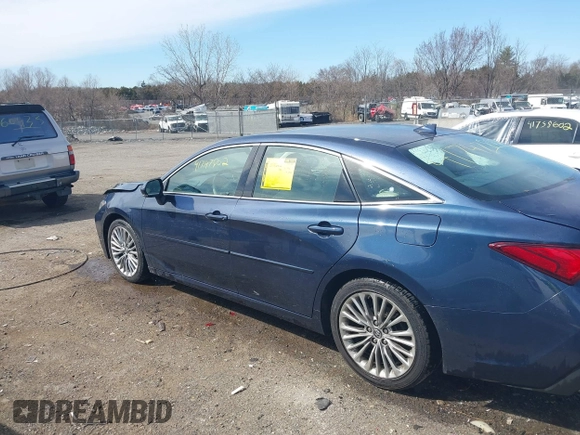 2019 Toyota Avalon XLE with VIN 4T1BZ1FB4KU034320, listed as a IAAI auction lot 41747802 with 73,064 mi miles. Bid and sale history available at carsss.com. Image 15.