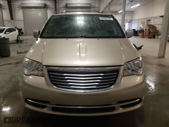 2015 Chrysler Town & Country Touring with VIN 2C4RC1BGXFR644974, listed as a Copart auction lot 53462195 with 179,218 mi miles and Salvage Title. Bid and sale history available at carsss.com. Image 5.