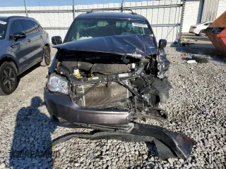 2017 Dodge Grand Caravan SXT with VIN 2C4RDGCG3HR685643, listed as a Copart auction lot 49920335 with Not Provided miles and Salvage Title. Bid and sale history available at DreamBid. Image 5.