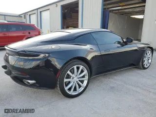 2021 Aston Martin DB11 V8 with VIN SCFRMFAW6MGL10668, listed as a Copart auction lot 82569884 with 13,784 mi miles and Salvage Title. Bid and sale history available at carsss.com. Image 3.