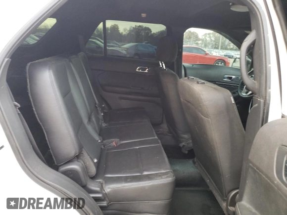 2015 Ford Utility Police Interceptor with VIN 1FM5K8AR7FGC08738, listed as a Copart auction lot 78372454 with 277,199 mi miles and Clean Title. Bid and sale history available at carsss.com. Image 11.