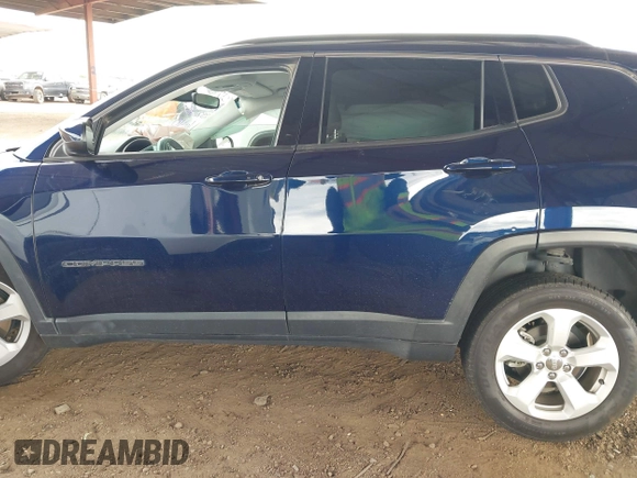 2017 Jeep Compass Latitude with VIN 3C4NJDBB3HT646110, listed as a IAAI auction lot 41789067 with 56,165 mi miles. Bid and sale history available at carsss.com. Image 14.
