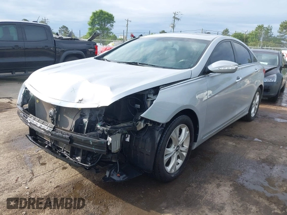2011 Hyundai Sonata Limited z VIN 5NPEC4AC7BH079458, wystawiony jako IAAI lot #42083372 z przebiegiem 105 683 mil mil oraz . Historia ofert i sprzedaży dostępna na DreamBid. Obrazek 20.