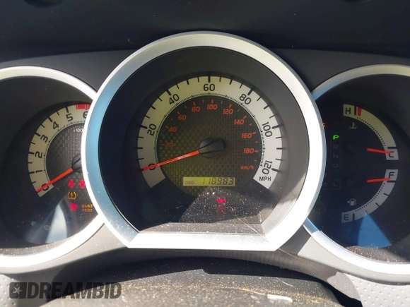 2015 Toyota Tacoma with VIN 3TMMU4FN1FM077045, listed as a IAAI auction lot 41670552 with 118,983 mi miles and . Bid and sale history available at DreamBid. Image 7.