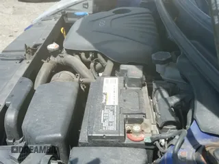 2013 Hyundai Veloster w/Gray Int z VIN KMHTC6AD1DU173061, wystawiony jako IAAI lot #42335543 z przebiegiem 93 405 mil mil oraz . Historia ofert i sprzedaży dostępna na DreamBid. Obrazek 16.