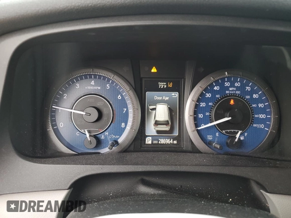 2019 Toyota Sienna LE with VIN 5TDJZ3DC2KS223303, listed as a Copart auction lot 65820654 with 286,964 mi miles and Clean Title. Bid and sale history available at carsss.com. Image 9.