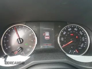 2021 Toyota RAV4 XLE Premium z VIN 2T3C1RFV9MW104408, wystawiony jako Copart lot #64117035 z przebiegiem 54 946 mil mil oraz Szkoda całkowita • Salvage title. Historia ofert i sprzedaży dostępna na DreamBid. Obrazek 9.
