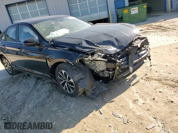2024 Volkswagen Jetta S z VIN 3VW5M7BU2RM037027, wystawiony jako Copart lot #50875495 z przebiegiem 14 120 mil mil oraz Szkoda całkowita • Salvage title. Historia ofert i sprzedaży dostępna na DreamBid. Obrazek 11.