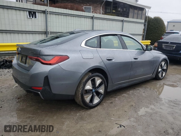 2023 BMW i4 eDrive35 z VIN WBY43AW05PFP52093, wystawiony jako Copart lot #47108575 z przebiegiem 20 437 mil mil oraz Szkoda całkowita • Salvage title. Historia ofert i sprzedaży dostępna na DreamBid. Obrazek 3.