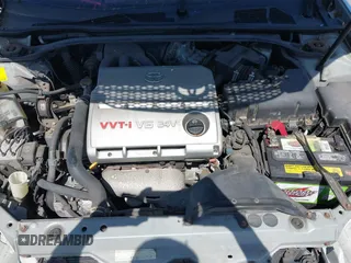 2003 Toyota Camry LE z VIN 4T1BF30K93U555189, wystawiony jako IAAI lot #42086826 z przebiegiem 120 840 mil mil oraz . Historia ofert i sprzedaży dostępna na DreamBid. Obrazek 10.
