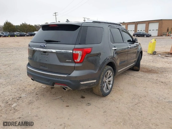 2018 Ford Explorer Limited with VIN 1FM5K8F81JGB45225, listed as a IAAI auction lot 41697298 with 142,484 mi miles. Bid and sale history available at carsss.com. Image 4.