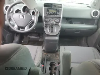 2004 Honda Element EX с VIN 5J6YH28604L011305, выставлен на аукционе Copart как лот 57808315 с пробегом 251 197 миль миль и На запчасти • Non repairable. История ставок и продаж доступна на DreamBid. Изображение 8.