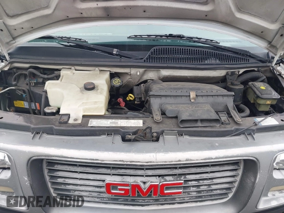 2000 GMC Savana z VIN 1GTHG35R1Y1230112, wystawiony jako IAAI lot #41884197 z przebiegiem 147 975 mil mil oraz . Historia ofert i sprzedaży dostępna na DreamBid. Obrazek 10.