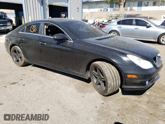 2010 Mercedes-Benz CLS 550 с VIN WDDDJ7CB3AA161609, выставлен на аукционе Copart как лот 60133343 с пробегом Не указан миль и Списание • Salvage title. История ставок и продаж доступна на DreamBid. Изображение 4.