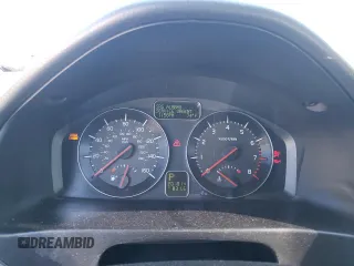 2011 Volvo S40 с VIN YV1672MS3B2538884, выставлен на аукционе Copart как лот 43956635 с пробегом 201 814 миль миль и Списание • Salvage title. История ставок и продаж доступна на DreamBid. Изображение 9.