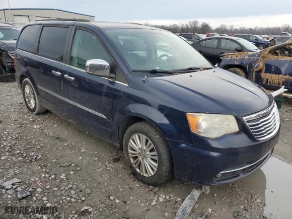 2013 Chrysler Town & Country Touring-L with VIN 2C4RC1CG2DR586208, listed as a Copart auction lot 86973944 with 182,950 mi miles and Clean Title. Bid and sale history available at carsss.com. Image 4.