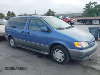 2001 Toyota Sienna LE z VIN 4T3ZF13C41U373962, wystawiony jako IAAI lot #42489583 z przebiegiem 142 135 mil mil oraz . Historia ofert i sprzedaży dostępna na DreamBid. Obrazek 1.