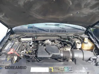 2003 Ford Expedition Special Service with VIN 1FMPU16L33LB59071, listed as a IAAI auction lot 42014361 with 1 mi miles. Bid and sale history available at carsss.com. Image 10.