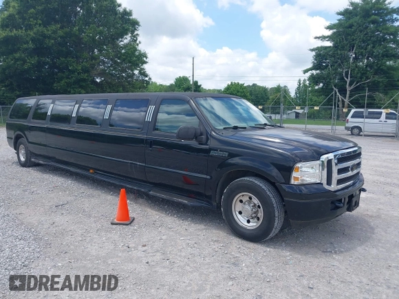 2005 Ford Excursion с VIN 1F1NU40S45EA15820, выставлен на аукционе IAAI как лот 42470100 с пробегом 124 004 миль миль и . История ставок и продаж доступна на DreamBid. Изображение 1.