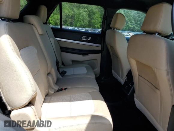 2017 Ford Explorer z VIN 1FM5K7B83HGC50861, wystawiony jako Copart lot #55975755 z przebiegiem 138 389 mil mil oraz Szkoda całkowita • Salvage title. Historia ofert i sprzedaży dostępna na DreamBid. Obrazek 11.