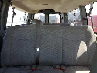 2007 Chevrolet Express Passenger with VIN 1GAHG39U871190066, listed as a Copart auction lot 57879915 with 250,921 mi miles and Clean title. Bid and sale history available at DreamBid. Image 10.