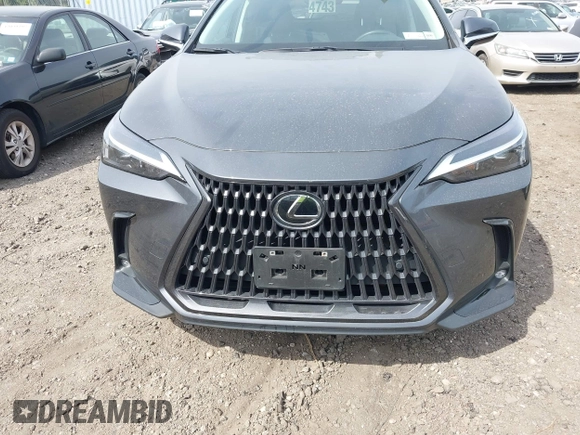 2023 Lexus NX 350 Premium z VIN 2T2GGCEZ8PC024142, wystawiony jako IAAI lot #42101751 z przebiegiem 34 449 mil mil oraz . Historia ofert i sprzedaży dostępna na DreamBid. Obrazek 12.