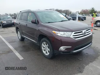 2012 Toyota Highlander with VIN 5TDBK3EH9CS129455, listed as a IAAI auction lot 42048969 with 372,102 mi miles and . Bid and sale history available at DreamBid. Image 1.