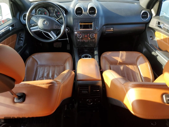 2011 Mercedes-Benz M 350 with VIN 4JGBB2FB2BA678720, listed as a Copart auction lot 51753925 with 212,068 mi miles and Clean title. Bid and sale history available at DreamBid. Image 8.